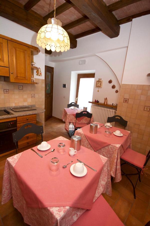 Il Gallo Nero Frühstückspension Viterbo